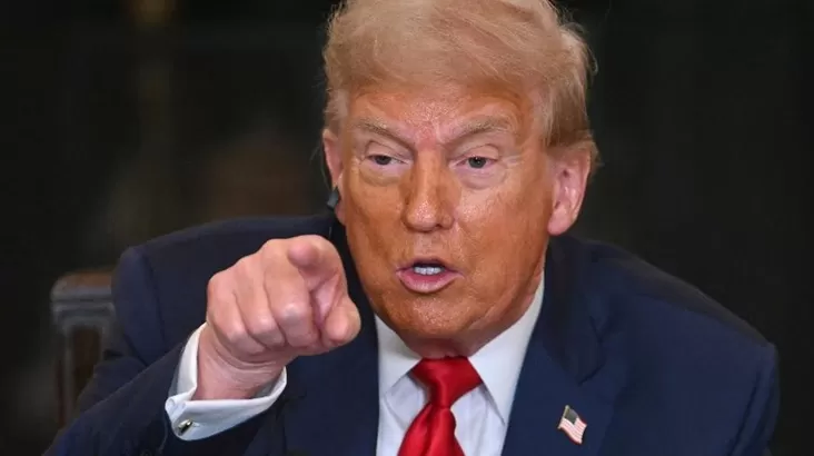 Presidente dos Estados Unidos Donald Trump aumenta tarifa contra o Brasil - E agora? 