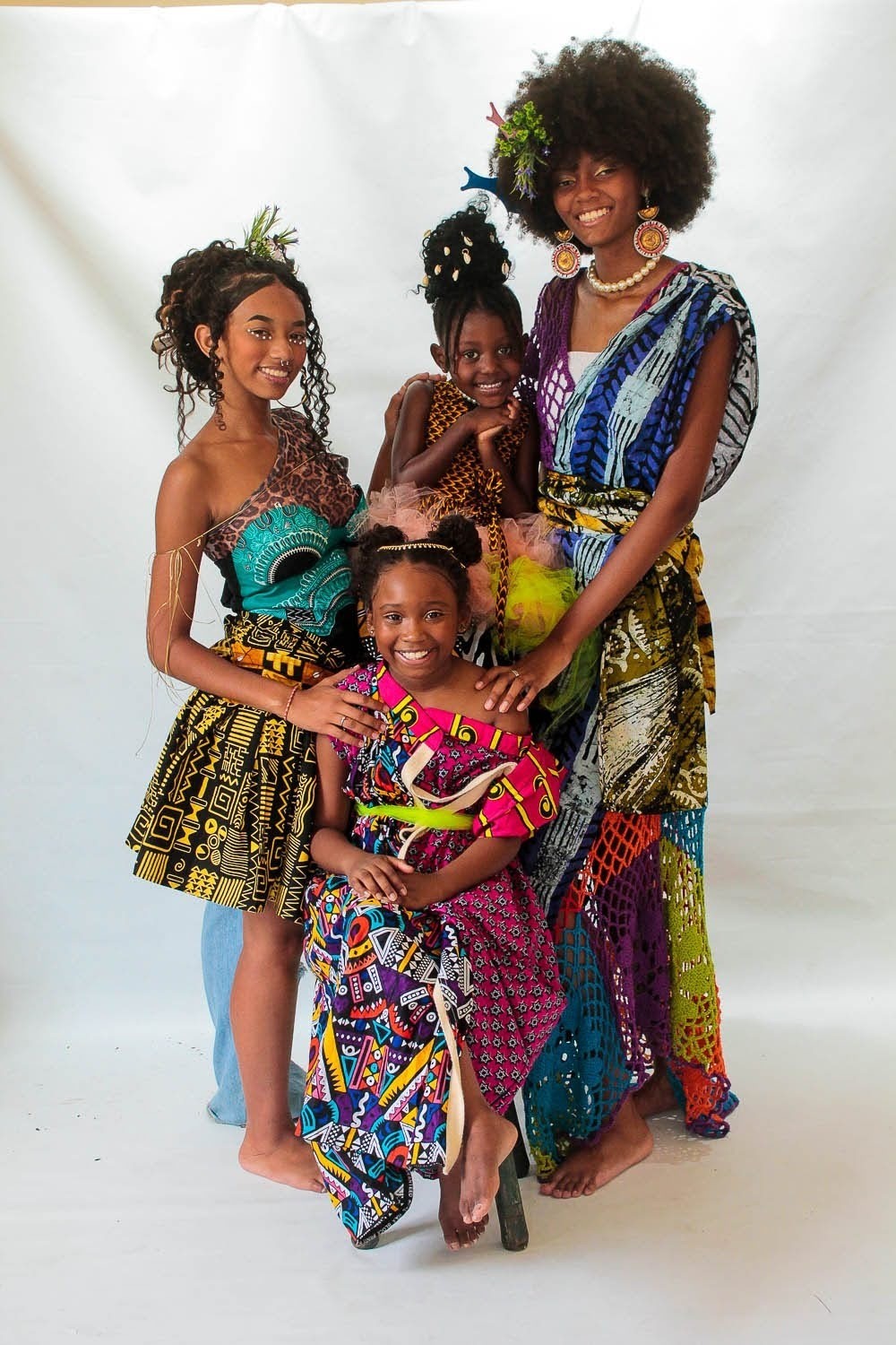As princesas Africanas Contemporâneas - Rhianny, Laura Victoria (na frente), Samira Helena e Rebeca Ventura Angélica Alves - Foto: Divulgação 
