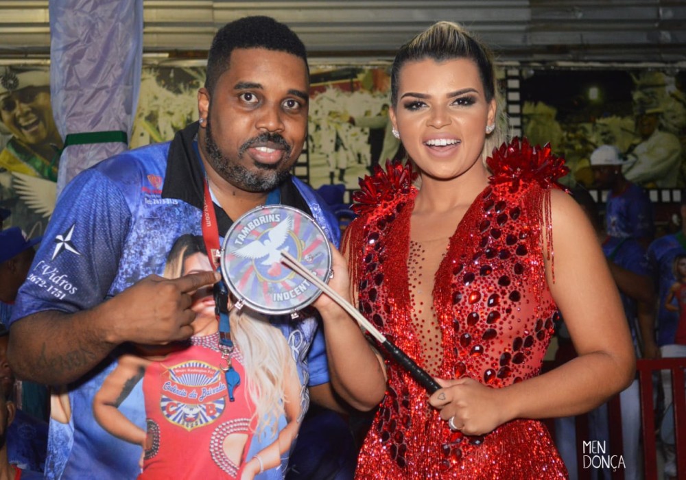 Esquentando os tamborins, Inocentes de Belford Roxo já tem sua rainha de bateria, Thainá Donato - Foto: Wallace Mendonça