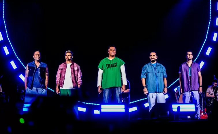 Sorriso Maroto - Foto de Capa: Tulio Barros