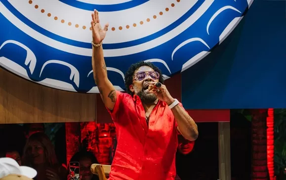 Xande de Pilares - Foto de Capa: Natan Costa 