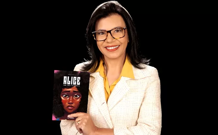 Isa Colli, Capa livro Alice - Foto de Capa: Divulgação 