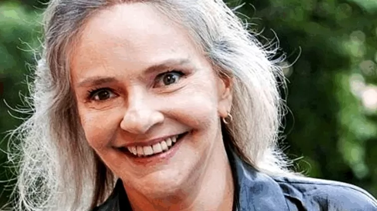 Morre no Rio, aos 75 anos, a cantora e compositora Angela Ro Ro, um dos maiores ícones da música popular brasileira