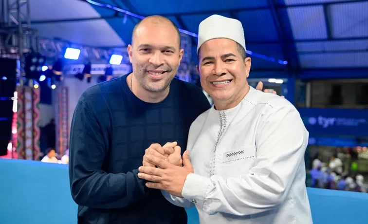 Presidente da Portela Júnior Escafura e Marcelo Ramos Fritz - Foto de Capa: Hélio Melo