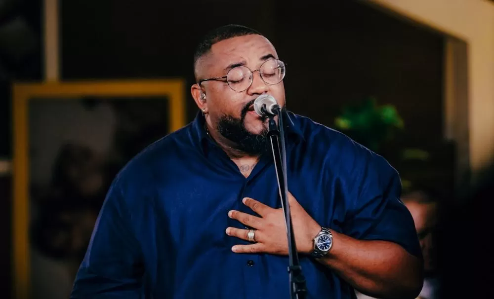 Tiee - Foto de Capa: Arthur Rodrigues