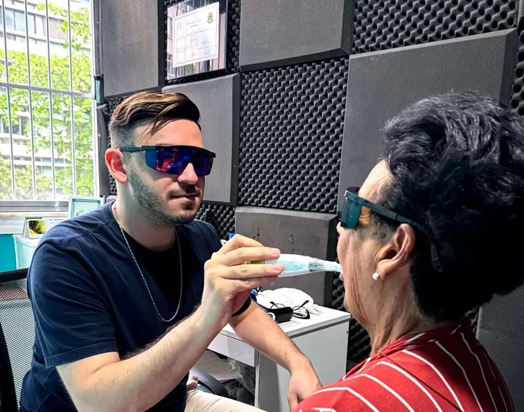 Fonoaudiólogo Rafael Assumpção - Foto de Capa: Gardel Assessoria