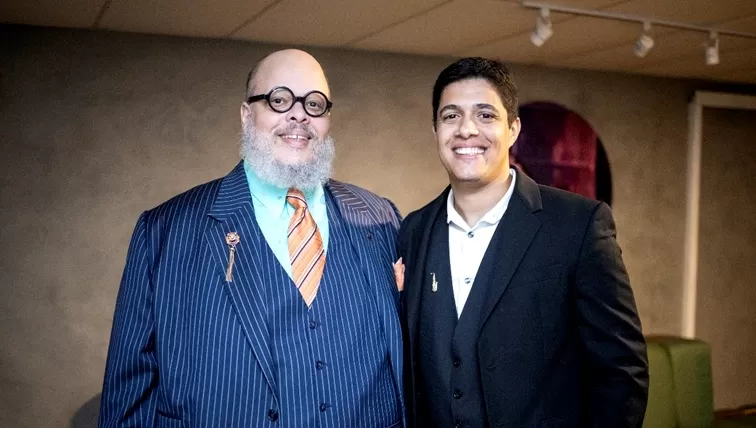 Ed Motta e Maestro Renato Coelho - Foto de Capa: Daniel Ebendinger