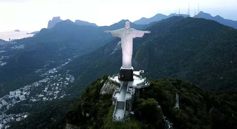 Foto de Capa: Acervo Santuário Cristo Redentor