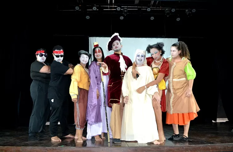 UBU REI – uma Comédia Bufa Popular - Foto de Capa: Divulgação 