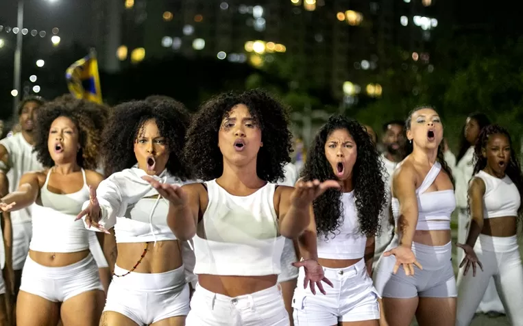 Comissão de Frente - Foto de Capa: Mauro Samagaio