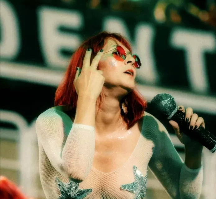 Mocidade Independente de Padre Miguel - Foto de Capa: Mike Bleak