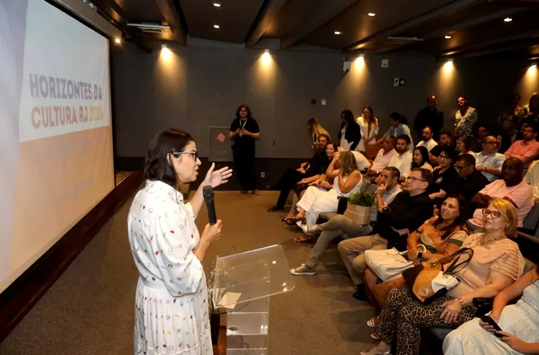 Danielle Barros, apresentação dos novos editais - Foto de Capa: Divulgação 