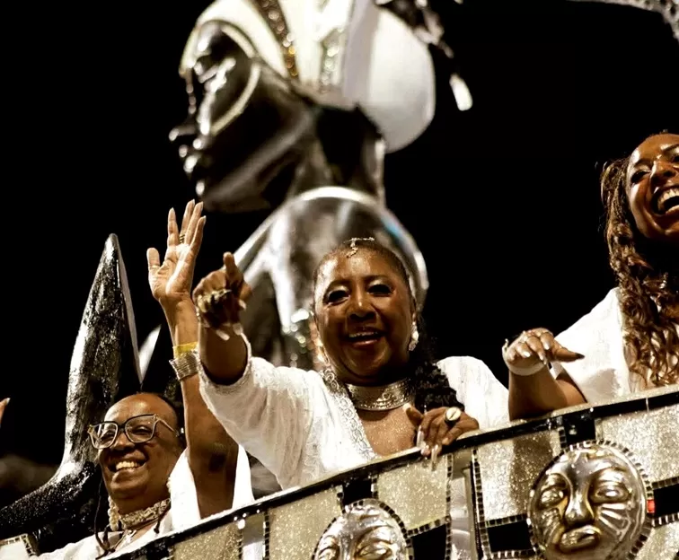 O rugido do Anhembi: A noite histórica que deu a largada ao Carnaval 2026