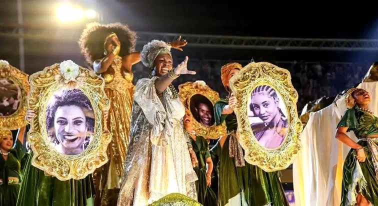 Foco na disputa: “Guerra de Pavilhões: UMP, União da Ilha, Império Serrano, Estácio e Porto da Pedra travam batalha épica pelo Acesso