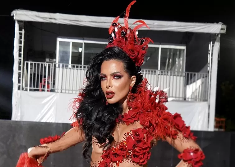 Rainha de alma e coração: Carla Prata celebra vitória histórica da Acadêmicos do Tucuruvi