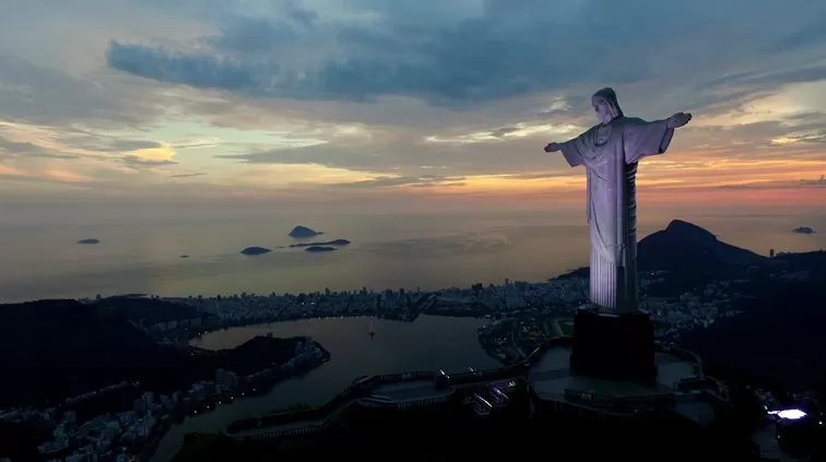 Cristo Redentor - Foto de Capa: Drone Photograpy