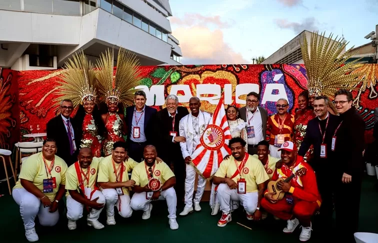 União de Maricá em Cannes - Foto de Capa: