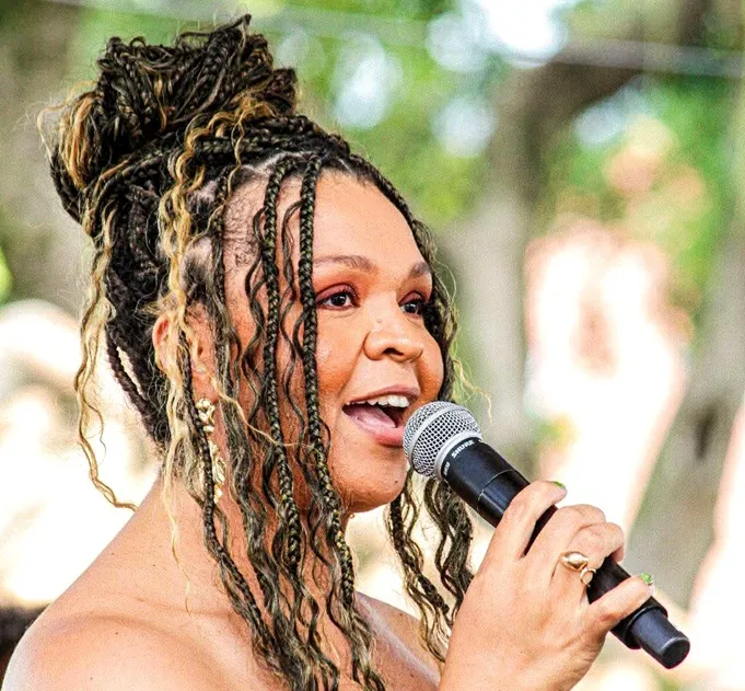 Joyce Alves - Foto de Capa: Rafael Borelli