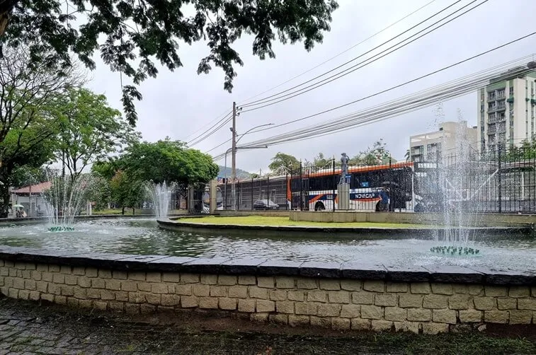 Praça Seca - Foto de Capa: Divulgação 