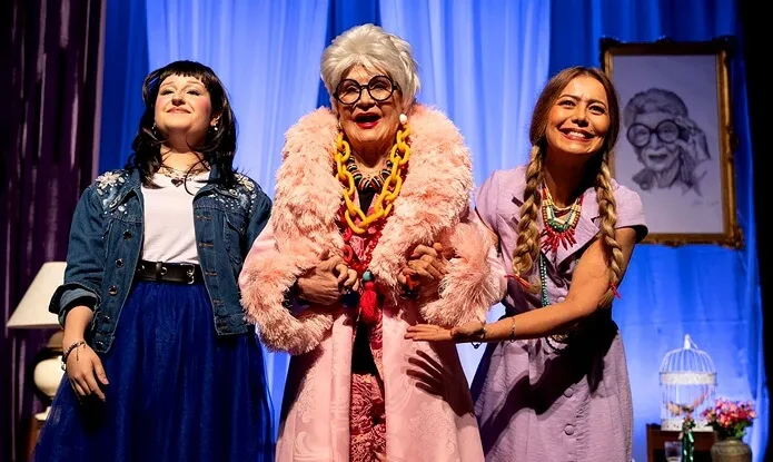 Sofia Mendonça, Rosamaria Murtinho e Simone Soares - Foto de Capa: Desiree do Valle