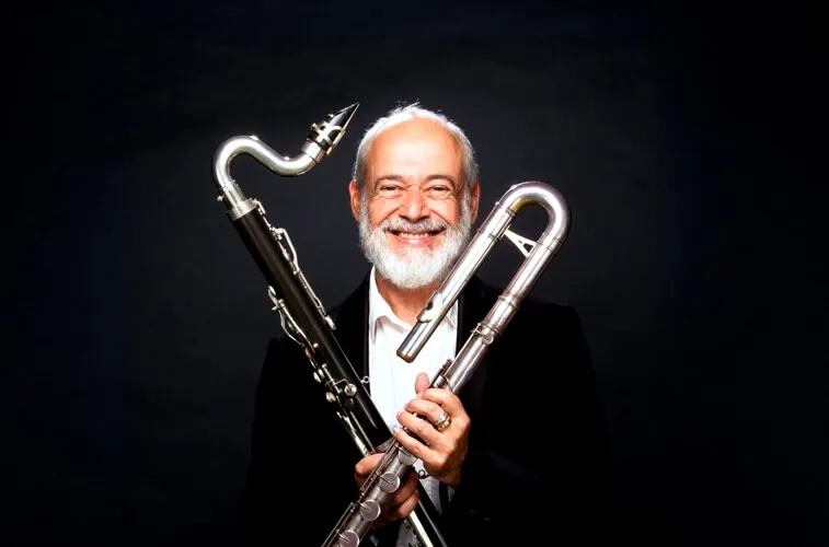 Cinco décadas de genialidade: Carlos Malta invade o Festival de Inverno de Valença para relançamento histórico