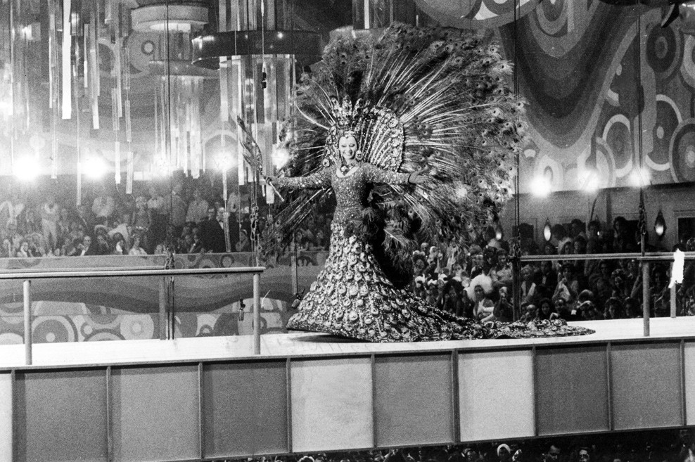Brasil, Rio de Janeiro, RJ. Desfile de fantasias no concurso de fantasias do Municipal. - Crédito:ARQUIVO/AGÊNCIA ESTADO/AE/Codigo imagem:5078