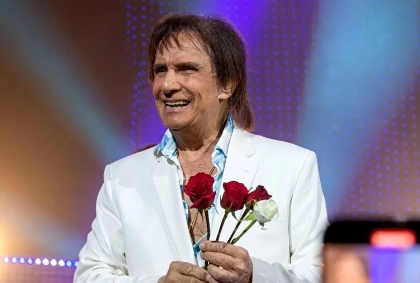 Rei Roberto Carlos - Foto de Capa: Caio Girardi