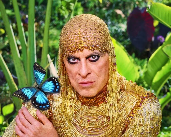 Ney Matogrosso - Foto de Capa: David LaChapelle