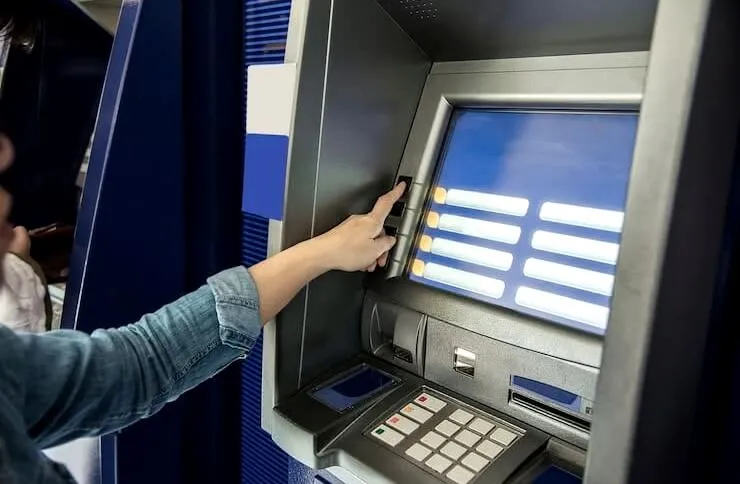 Pix parcelado na CAIXA: gigante dos bancos libera até R$ 50 mil direto no app