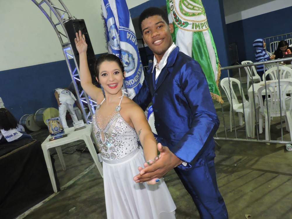 1º Casal de mestre-sala e porta-bandeira - Foto / Divulgação 