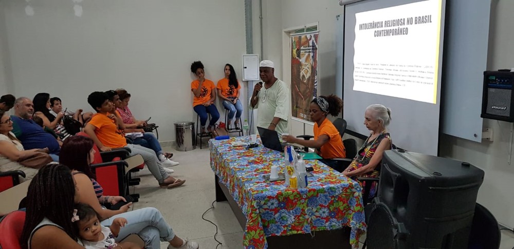 O 4º Novembro Negro veio com variedades de atividades, incluindo debates, oficinas e apresentação de trabalhos feitos por alunos - Foto / Divulgação 