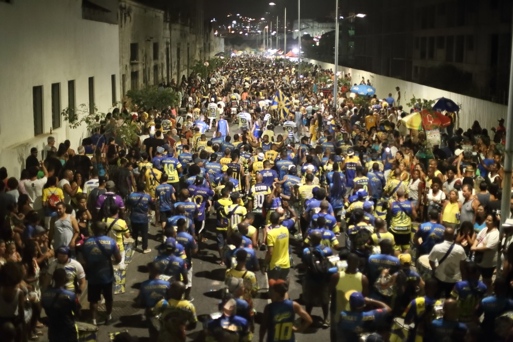 Ensaio de rua - Foto: Mauro Samagaio