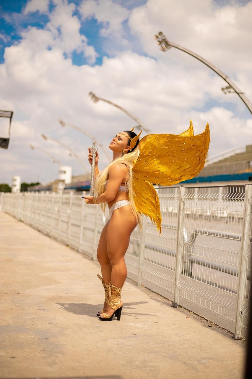 Andréa Capitulino, é a Rainha de Bateria Bicampeã do Carnaval de São Paulo - Foto: André F.Souza / Renato Cipriano - Divulgação