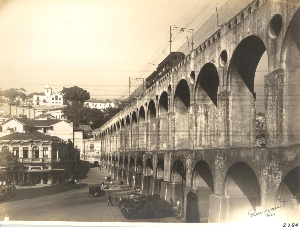 Com acervo histórico, a exposição contem nomes como o de Augusto Malta - Foto: Malta - Arcos da Lapa 
