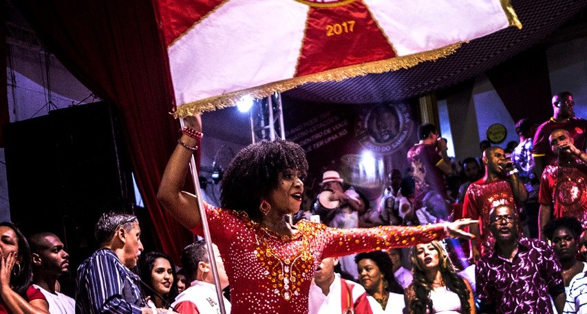 Salgueiro e Mocidade invadem a quadra do Velho Estácio - Foto: Luiz Eduardo