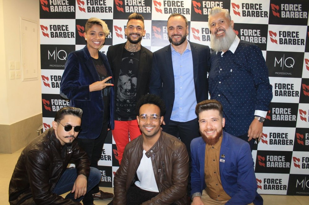 Homens estão frequentando salões de beleza cada vez mais - Foto: Renato Cipriano / Divulgação
