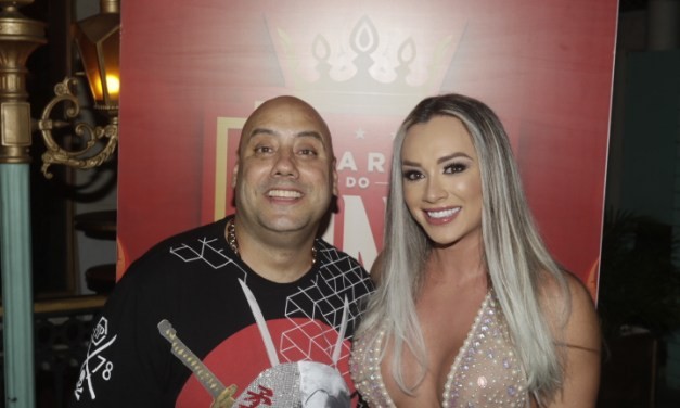 Dono do Camarote King Joãozinho e musa Juju Salimeni - Foto: Site Ego 