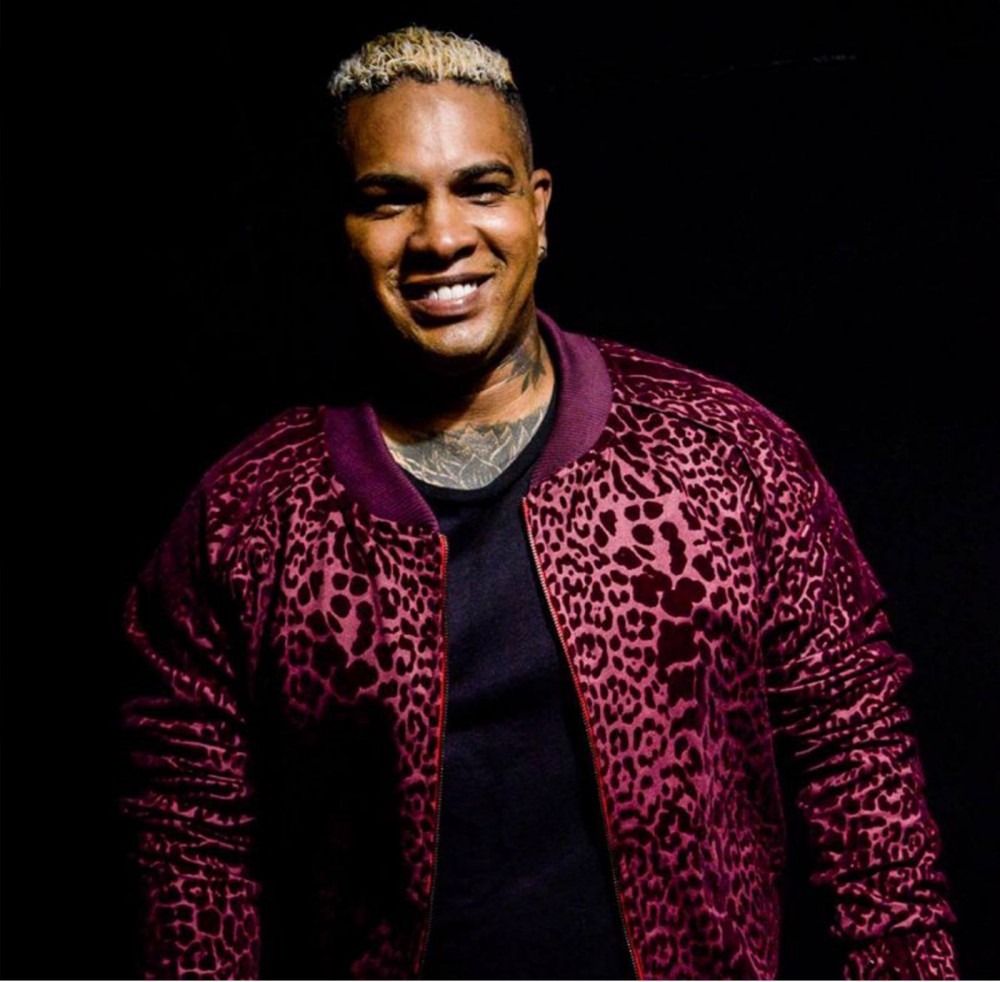 Rodriguinho é um cantor de pagode. Integrou o grupo Os Travessos desde a fundação do grupo até 2004 - Foto / Divulgação 