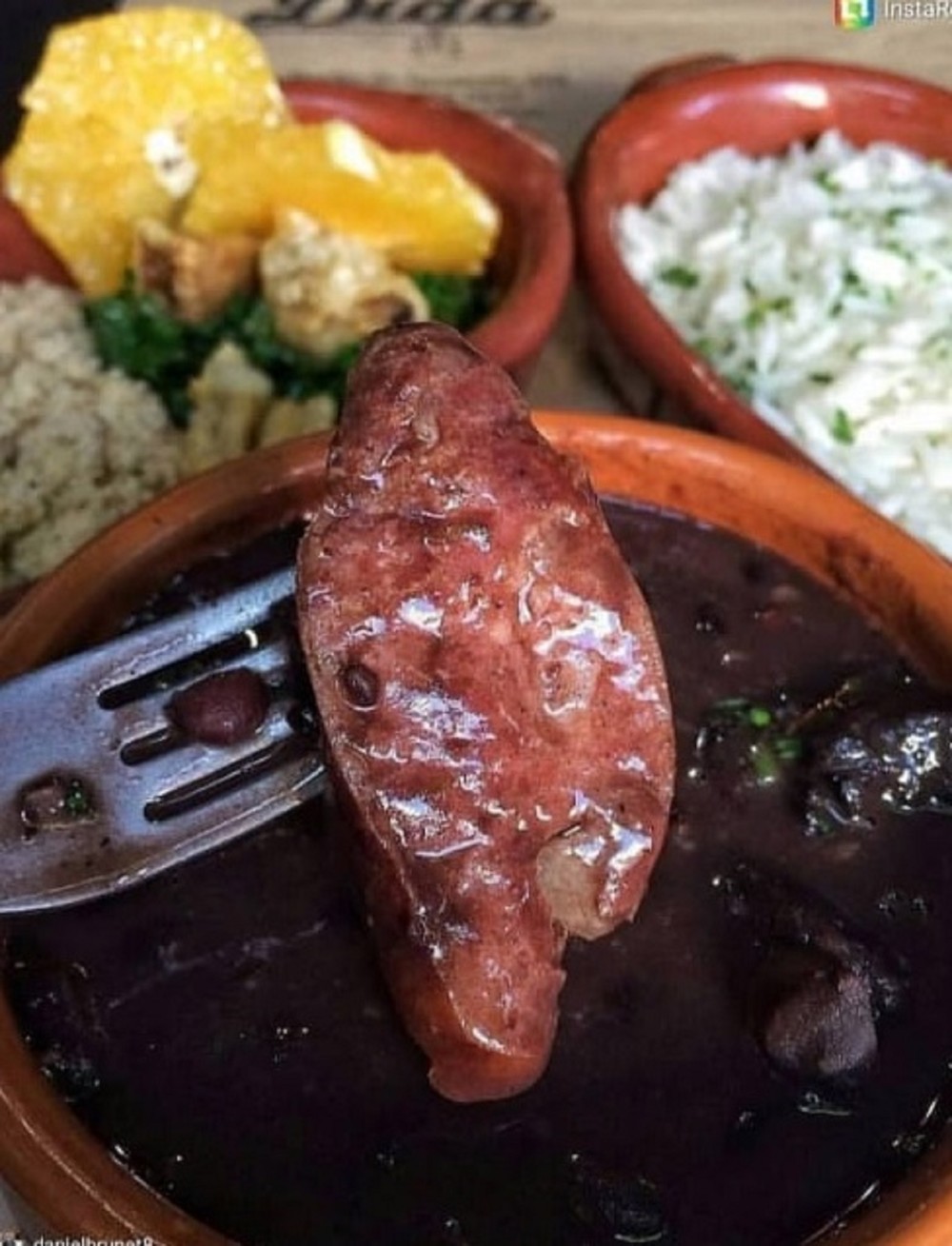 A feijoada é um dos pratos típicos mais conhecidos e populares da culinária brasileira - Foto / Divulgação 