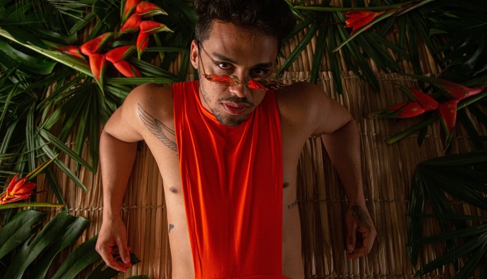 A faixa está disponível em todos os aplicativos de música - Fabio Coco - Foto / Divulgação 