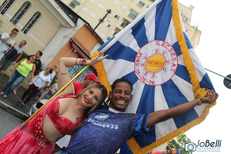 Primeiro casal de mestre-sal e porta-bandeira - Kawan Alcides e Waleska Gomes - Foto: Renato Cipriano e João Belli - Divulgação