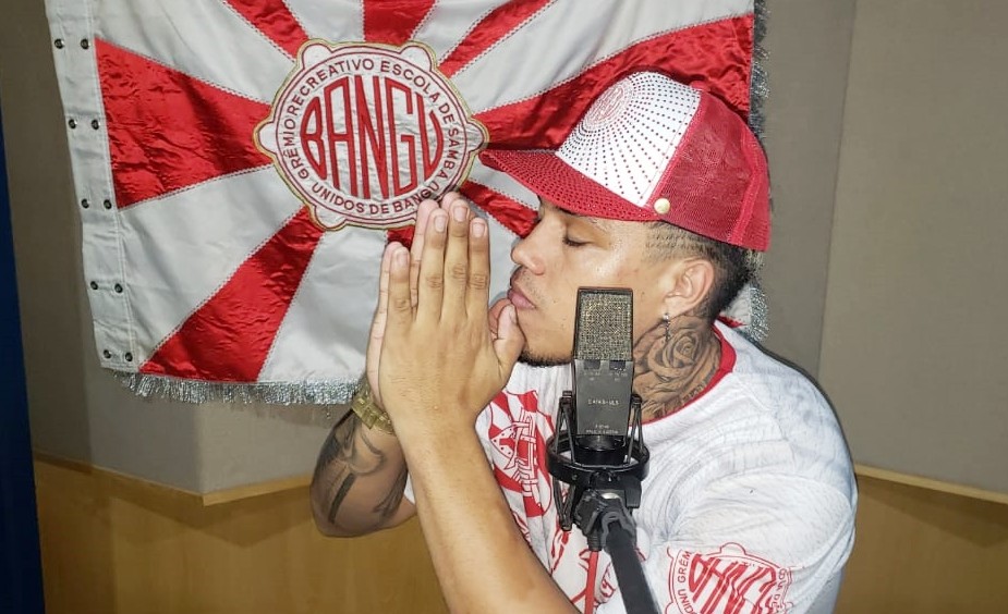 Intérprete Luís Oliveira - Foto / Divulgação 
