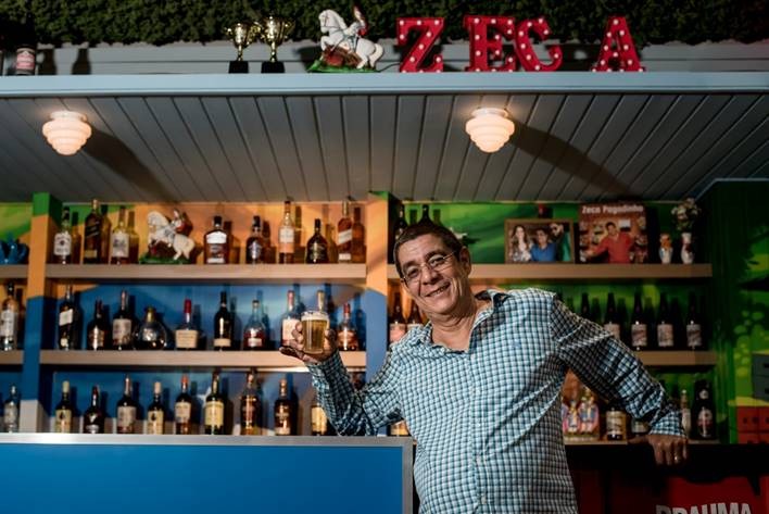 O local é excelente para comer, beber, escutar boa música e dançar um maravilhoso pagodinho carioca - Foto: Fausto Ferreira