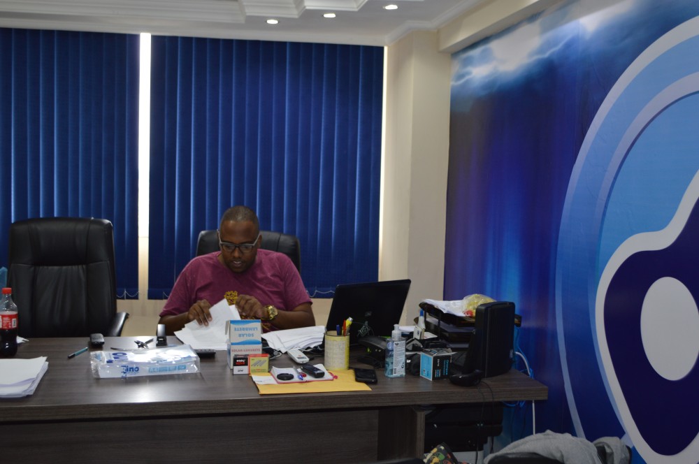 Presidente Gustavo Barros convida a todos para o Verdadeiro Carnaval do Povo, os desfiles na Intendente Magalhães - Foto: Adriana Vieira