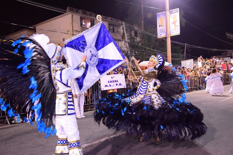 Primeiro casal de mestre-sala e porta-bandeira GRES Unidos da Ponte - Foto: Site Carnavalesco