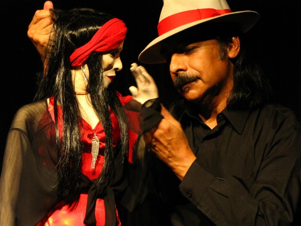 Oficina Quem Manipula Quem, com abel saavedra - Foto: Divulgação 