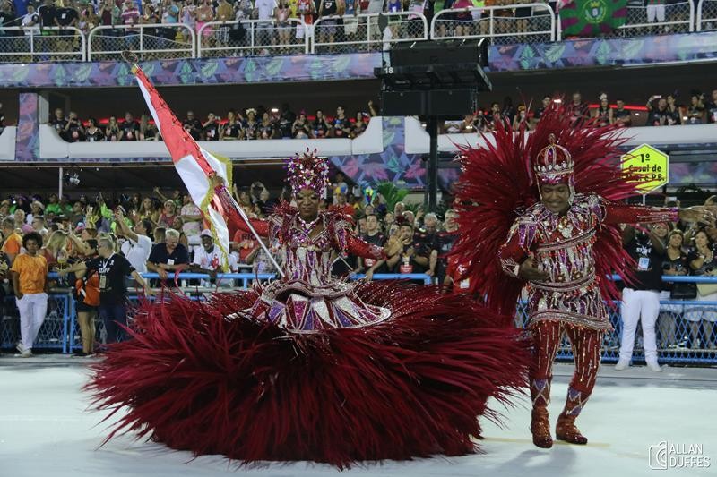 Escola de samba convidada, coirmã Gres Estacio de Sá - Foto: Allan Dufes