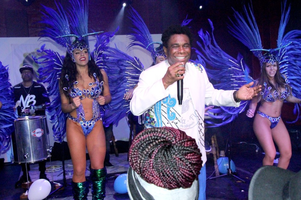 No repertório inclui sambas-enredo memoráveis que a azul e branco de Nilópolis cantou na Avenida, além da obra que deu à escola o campeonato deste ano - Foto: Thronn / Renato Cipriano - Divulgação