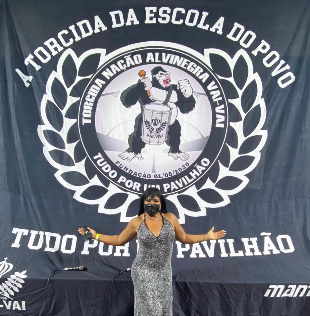 A artista, que é madrinha do carro de som da Portela, no carnaval carioca, não esconde a emoção ao falar do novo desafio e da dobradinha Rio-SP - Foto: Divulgação 