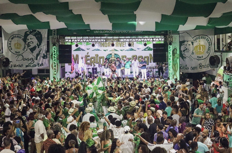 Quadra do Reizinho de Madureira terá as portas abertas para uma tarde de muito samba - Foto: Emerson Pereira 